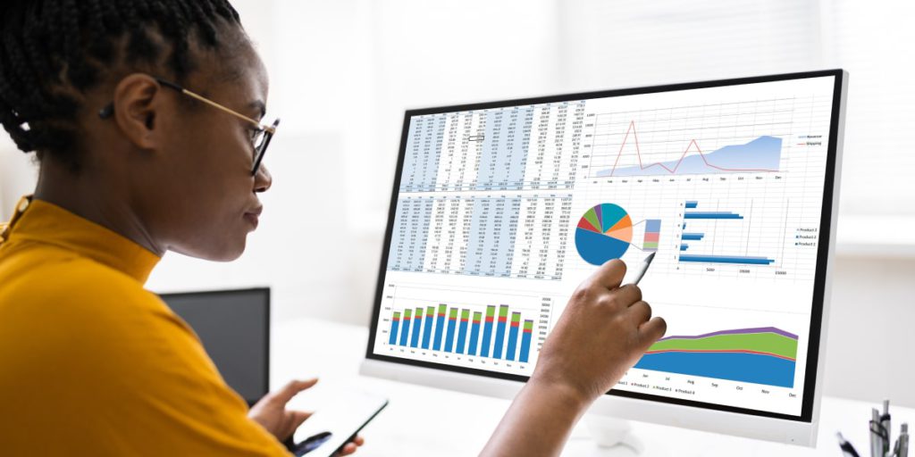 13 Types of Data Visualization [And When To Use Them]