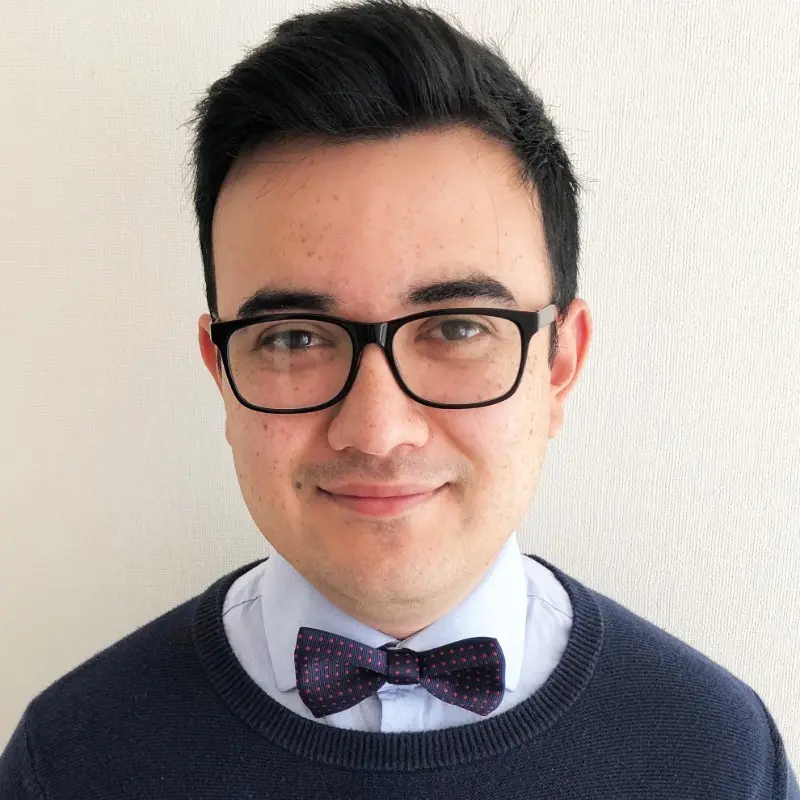 student-outcomes__testimonial-avatar