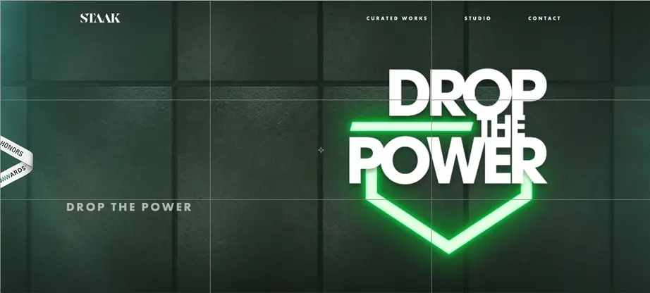 staak design website Screenshot of the STAAK design studio homepage, illustrating the rule of thirds.