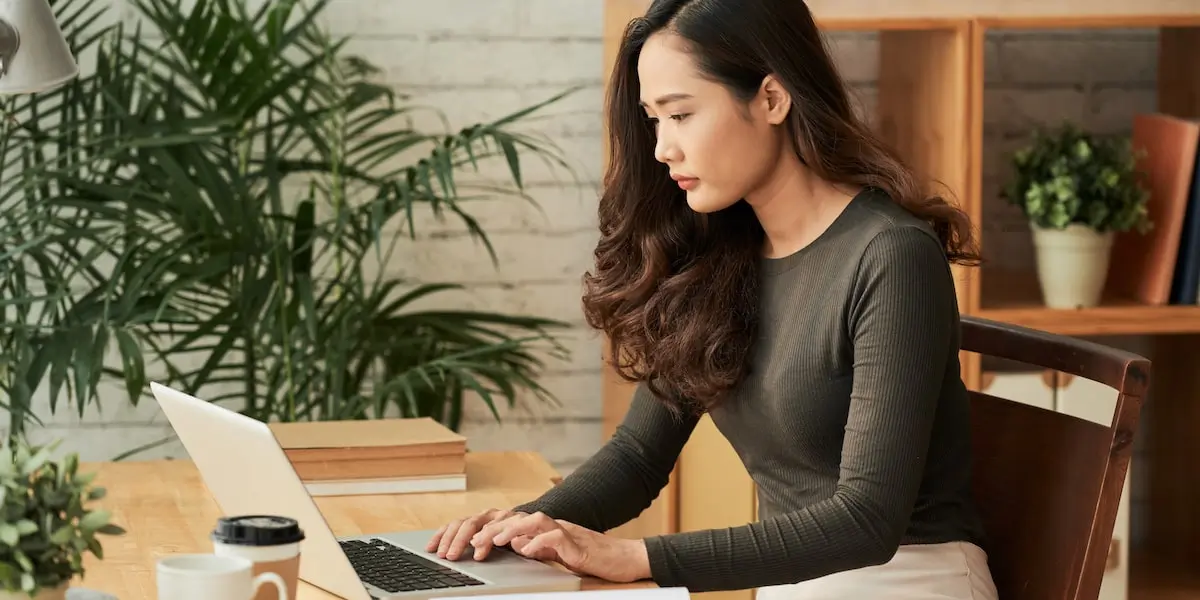 Data analyst drawing up a box and whisker plot in Excel