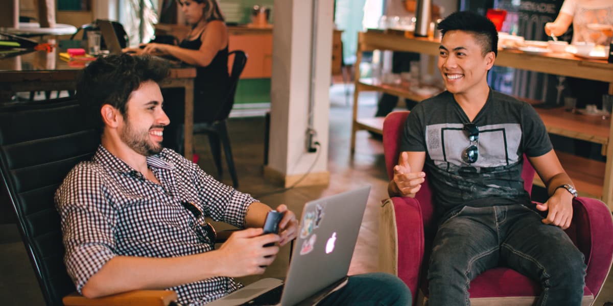 A UI designer meeting with a UI design mentor